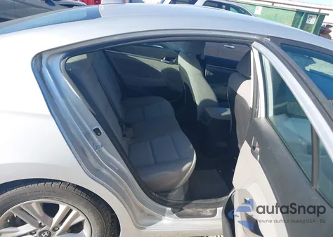 2019 Hyundai Elantra Sel из США, поврежденный, VIN KMHD84LF5KU754990